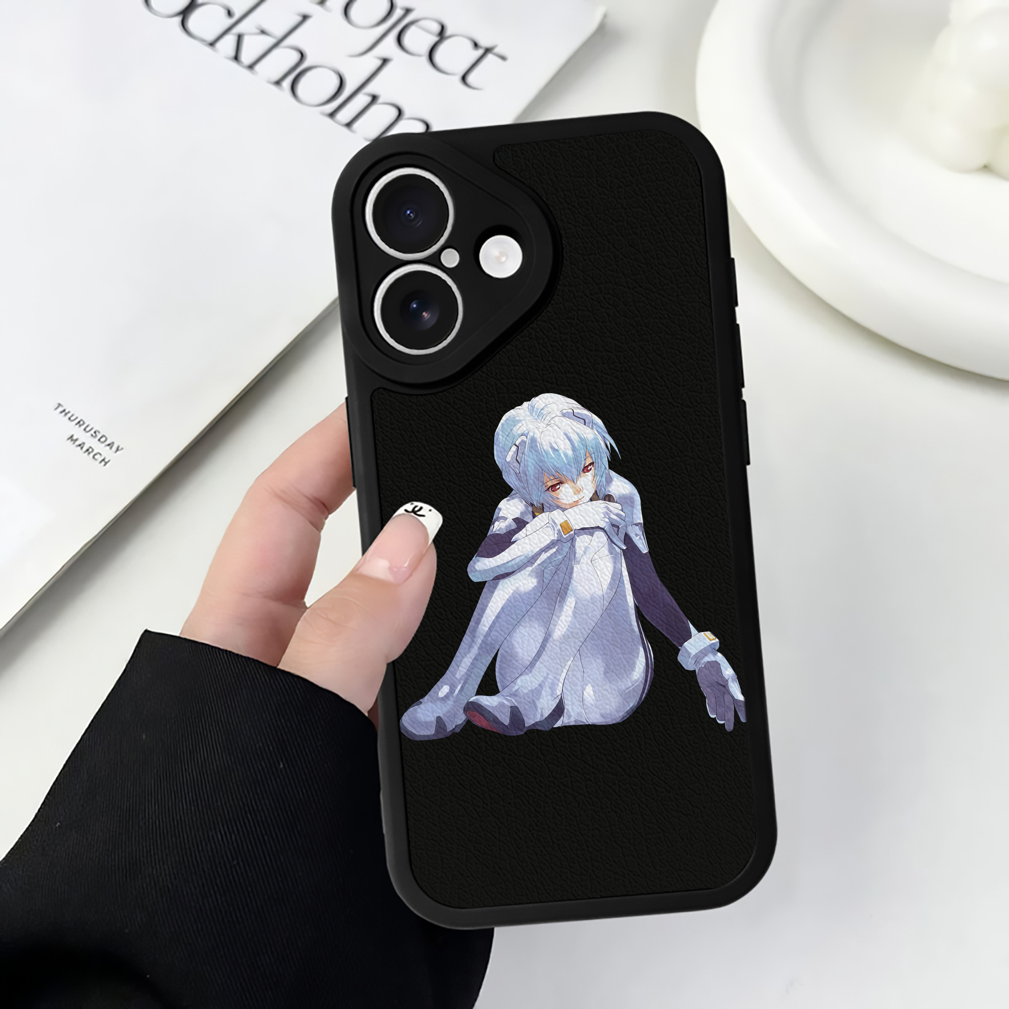 （画像用） EVA 新世紀エヴァンゲリオン 【iPhone 16シリーズ対応】シリコンスマホケース（レザー調） 材質：シリコン